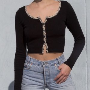 Brandy Melville Cheetah Zelly Top